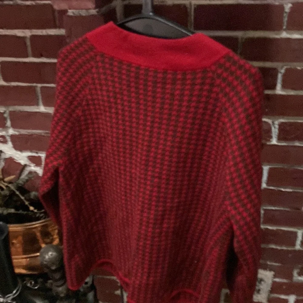 Talbots 100% marino wool cardigan/sweater - Picture 7 of 7